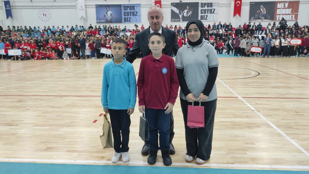 Cumhuriyet Coşkusu Kozlu'da Yaşandı...