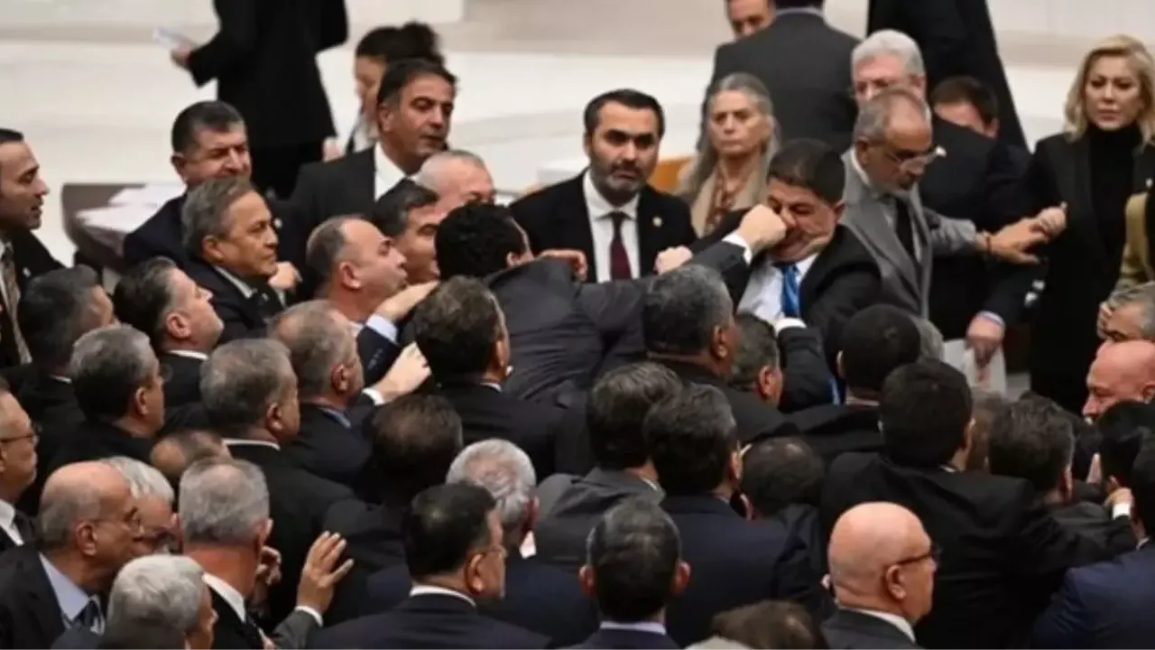 Mecliste Neden Kavga Çıktı? Ne Oldu?