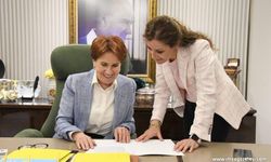 MERAL AKŞENER'İN MUTLU TAVIRLARI DİKKATLERDEN KAÇMADI!