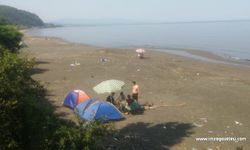 Kdz Ereğli'de polis ve zabıta eşliğinde plajlara müdahale...