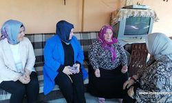 Ak Parti Kadın Kolları Başkanı Ayşe Keşir'den şehit ailesine ziyaret