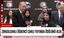 Zonguldaklı öğrenci ödülünü Cumhurbaşkanı Erdoğan’ın elinden aldı