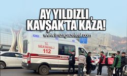 Ayyıldız kavşağında otomobil motosiklete çarptı!