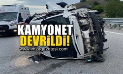 Hareket halindeki kamyonet devrildi