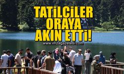 Tatilciler Gölcük Tabiat Parkı'na akın etti!