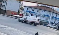 Ambulansla ticari araç çarpıştı!