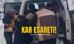 Kastamonu'da Kar Esareti! Yolu Kapanan Köydeki Hasta Paletli Ambulansla Kurtarıldı!