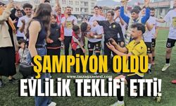 Şampiyonluk kutlamasında kız arkadaşına evlilik teklifi etti