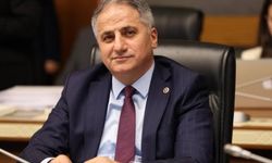 Saffet Bozkurt, “Gençlerimizin omuzlarında yükselen Türkiye”