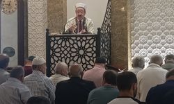 Müftü'den tarihi mesaj; "İstanbul bize vatandır, borcumuz minnettir!"