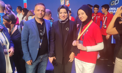 ZONGULDAKLI ÖĞRENCİLER TÜBİTAK'TA PARLADI