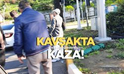 Kavşakta kaza! Otomobil ile motosiklet çarpıştı