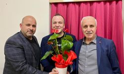 Apaydın ve Kavraz’dan doktorlarına çiçekli teşekkür!