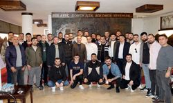 ÜZÜLMEZ’DE GRUPLU ÇALIŞAN MADENCİLERDEN DEMİR’E ZİYARET