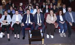 BAŞKAN ERDEM ÇİFTİ “AZİZNAME” TİYATROSUYLA SANATSEVERLERLE BULUŞTU