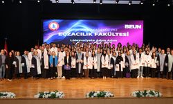 BEUN Eczacılık Fakültesi’nde Coşkulu Tören!