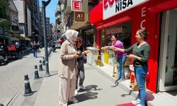 Merhum Eczacı Zafer Yaman için hayır lokması dağıtıldı...