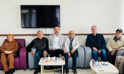 AK Parti heyeti bayramda huzurevi sakinlerini unutmadı