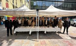 Jandarma tanıtım standı kurdu