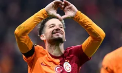 Futbol Sahalarının Bir Efsanesi Veda Ediyor!  Dries Mertens Emekli Oluyor...