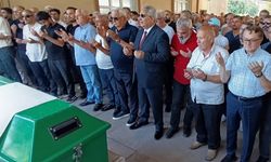 GAZETECİ SİNAN KABATEPE’NİN ANNESİ SON YOLCULUĞUNA UĞURLANDI