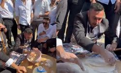 Düğün konvoyunda damada hamur yoğurttular
