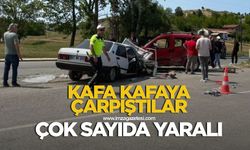 Tofaş ve ticari araç kafa kafaya çarpıştı! Çok sayıda yaralı