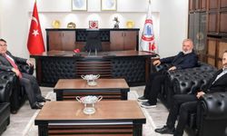 Veterinerlerden Ve Siyaset Dünyasından Anlamlı Buluşma...