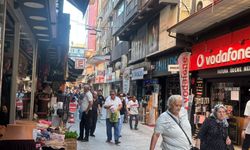 Zonguldak Toptancılar Sokağı Karanlığa Gömüldü... Esnaf Elektrik Kesintisine İsyan Etti!