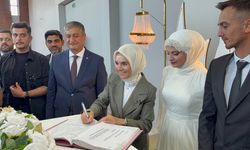 Bakan Göktaş nikah şahidi oldu