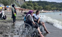 Bolu’dan Gelen Engelli Bireyler Sevgi Barış Plajında Unutulmaz Bir Gün Geçirdi...