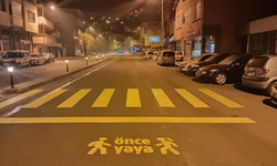 Kilimli'de yaya geçitleri yeniden boyandı...