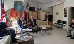 Merhum Gaziler İçin Kur'an ve Dua Okudu!