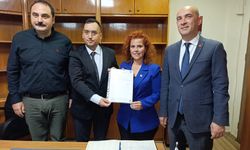 CHP Kozlu'da Yeni Dönem! Merve Arslan Mazbatasını Aldı