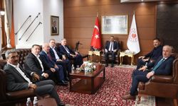 Milletvekili Bozkurt ve Meclis Başkanı Karaveli Zonguldak Valisi Hacıbektaşoğlu'nu ziyaret etti