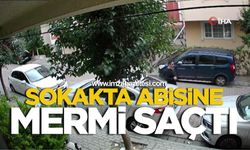 Sokakta Abisine Mermi Saçtı