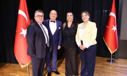 Bozkırın Tezenesi BEUN'de Anıldı... Neşet Ertaş Konseri Gönülleri Mest Etti