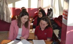 Kaymakam Demirer, Atatürk Anadolu Lisesi'nde öğrencilerle buluştu