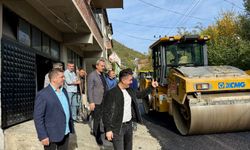 Himmetoğlu Köyünde Asfalt Calışmaları Hız Kesmeden Devam Ediyor