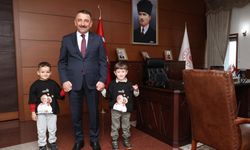 LÖSEV Ekibi ve Minik Kahramanlardan Vali’ye Duygulandıran Ziyaret