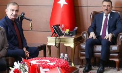 Vali Hacıbektaşoğlu’na CHP'den Ziyaret