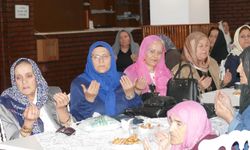 Kilimli’de Kadınlardan 10 Kasım’a Özel Anlamlı Program: Atatürk’ün Ruhuna Kur’an-ı Kerim Okundu