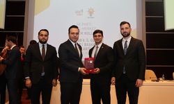 Zonguldak Gençliği Başarıya Doymuyor: Plaketi Aldı