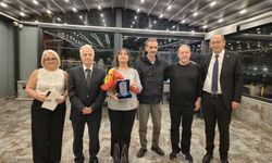 Eğitim İş'ten Emekli Öğretmenlere Vefa Gecesi