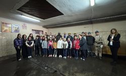 Ortaokul Öğrencileri Madencileri Kuyubaşında Ziyaret Etti
