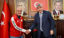 Antrenörleriyle Sözleşme Yenilendi!