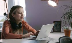 İngilizce Dilinden "unable to login. check your login id and password again" Çevirisi, Türkçe Anlamı