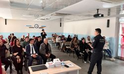 Velilere evde güvenli yaşam semineri verildi...