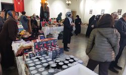 Zonguldak’ta Gazze İçin Hayır Çarşısı Açıldı