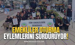 Emekliler Oturma Eylemlerini Sürdürüyor